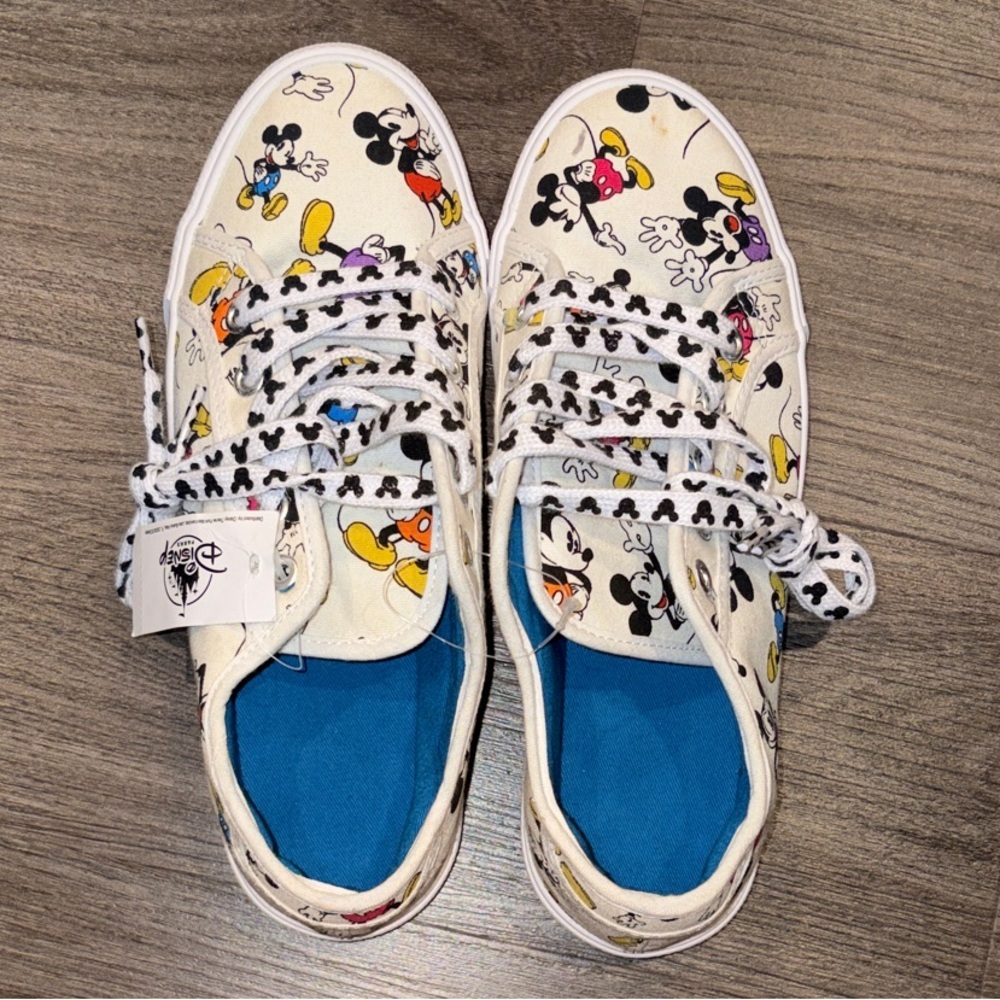 Disney Parks Mickey Vans Style Sneakers (Women’s 7)